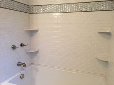 Soaker Tub with Tile Surround